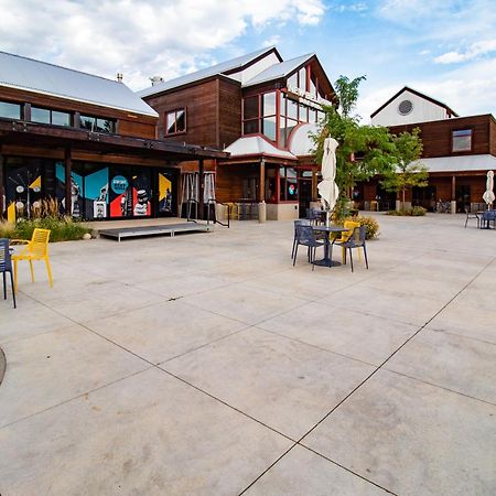 Apartamento The Cozy Corner Retreat, 15 Min Walk To Old Town Fort Collins Exterior foto
